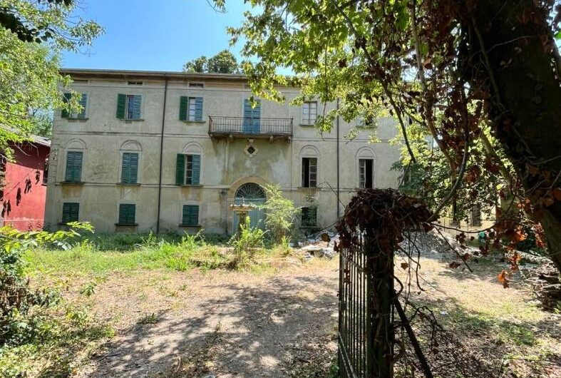 Villa unifamiliare via Emilia Est, San Lazzaro, Parma